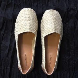 Comfortview Metallic Gold Woven Flats 8.5 WW